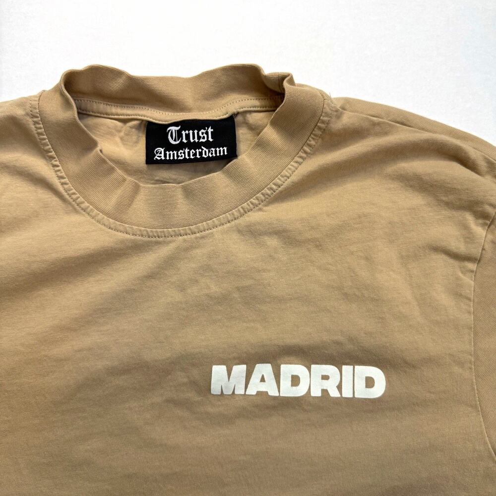 Trust Amsterdam Men's M Beige Madrid Graphic Logo Crew Neck Short Sleeve T-Shirt